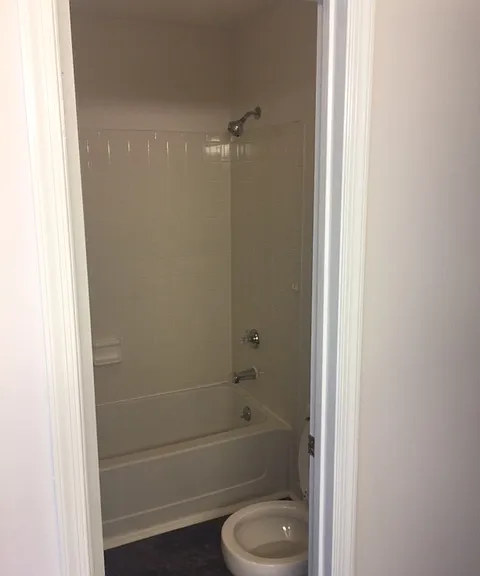 105 Kingsbury Dr #105 — Photo 11