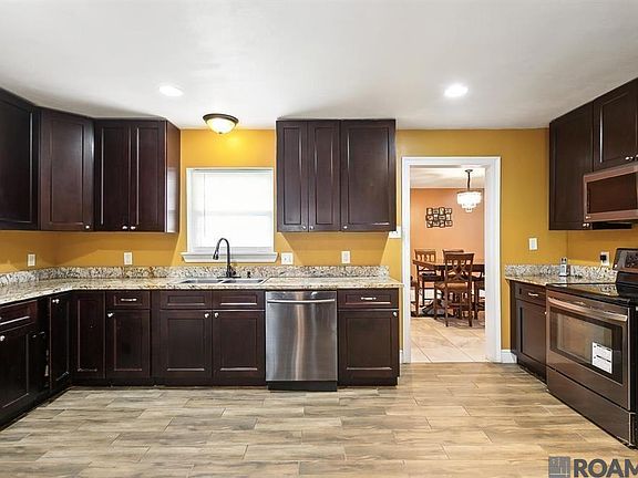 4th image of 15337 Woodlore Dr