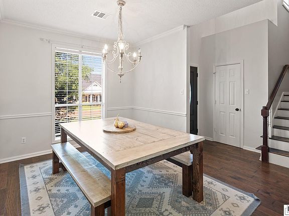 3rd image of 201 Breckenridge Dr