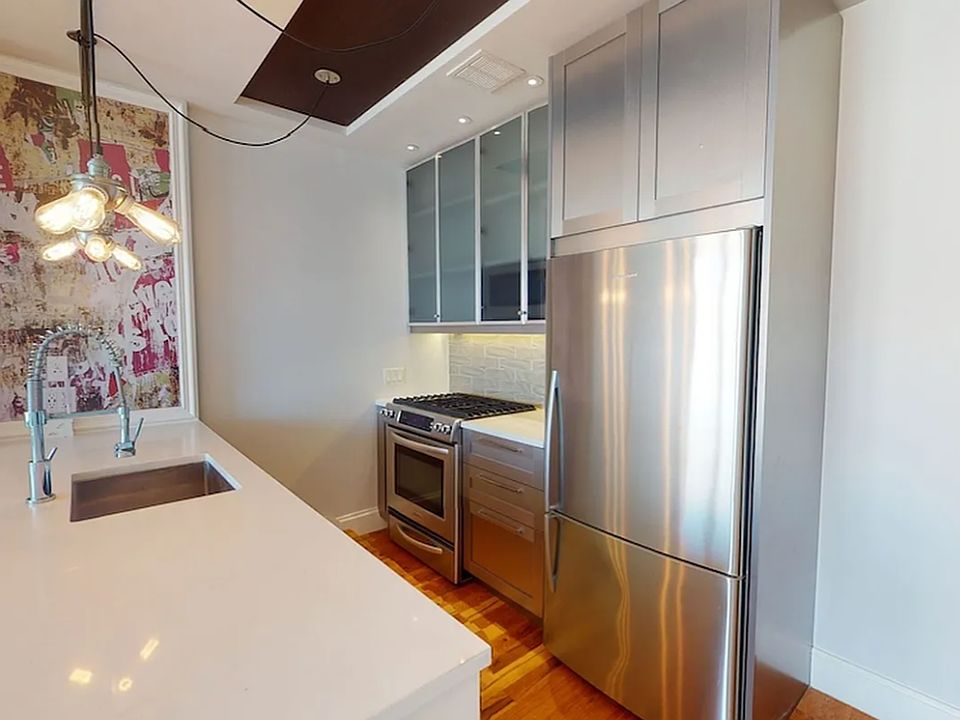 1st image of 395 Leonard St APT 521