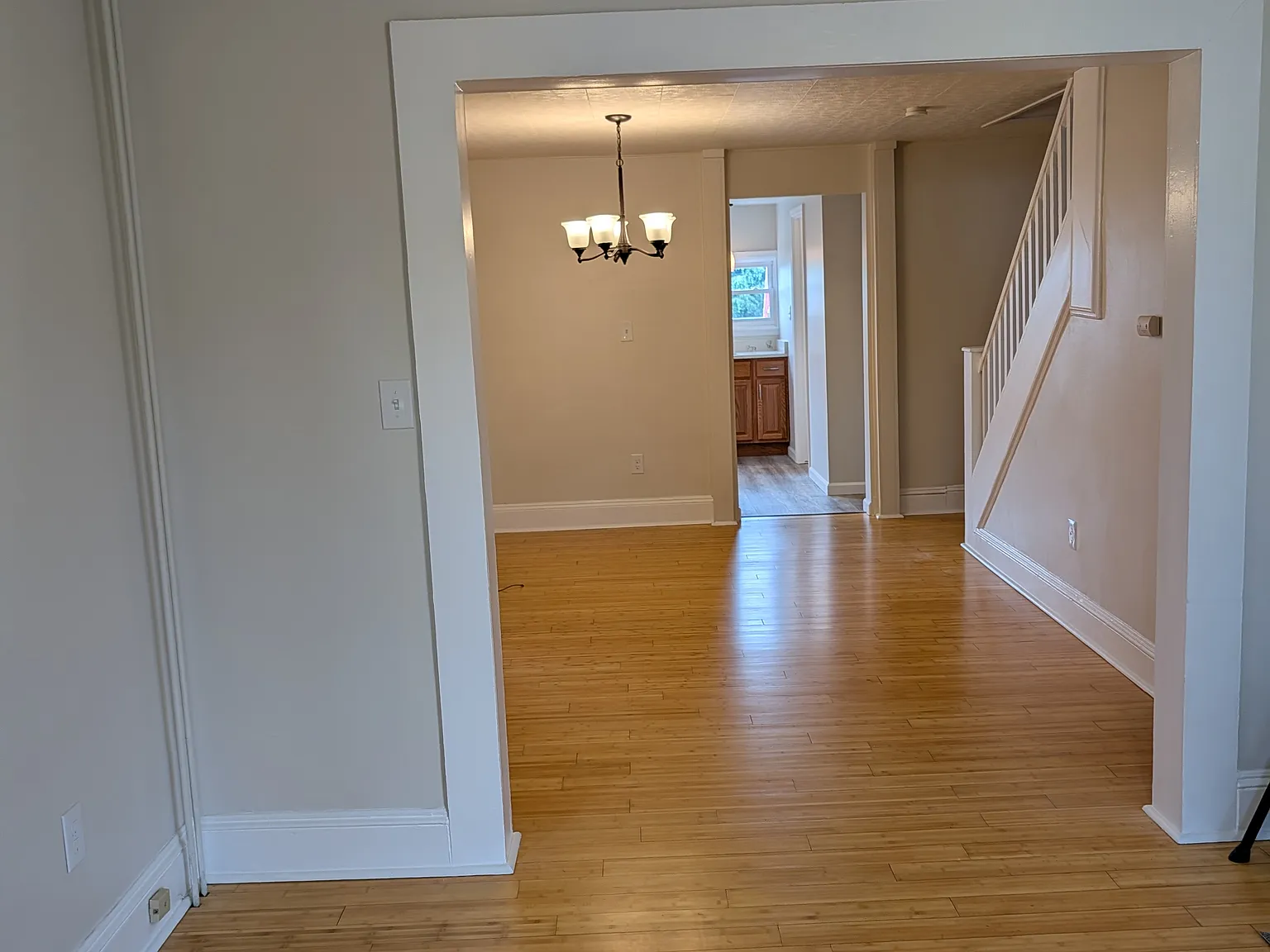 3 bed, 1108 sqft, $1,825 — Photo 4