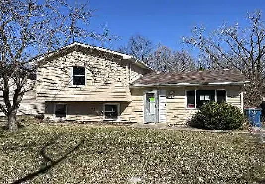 437 Normal Ave photo 1