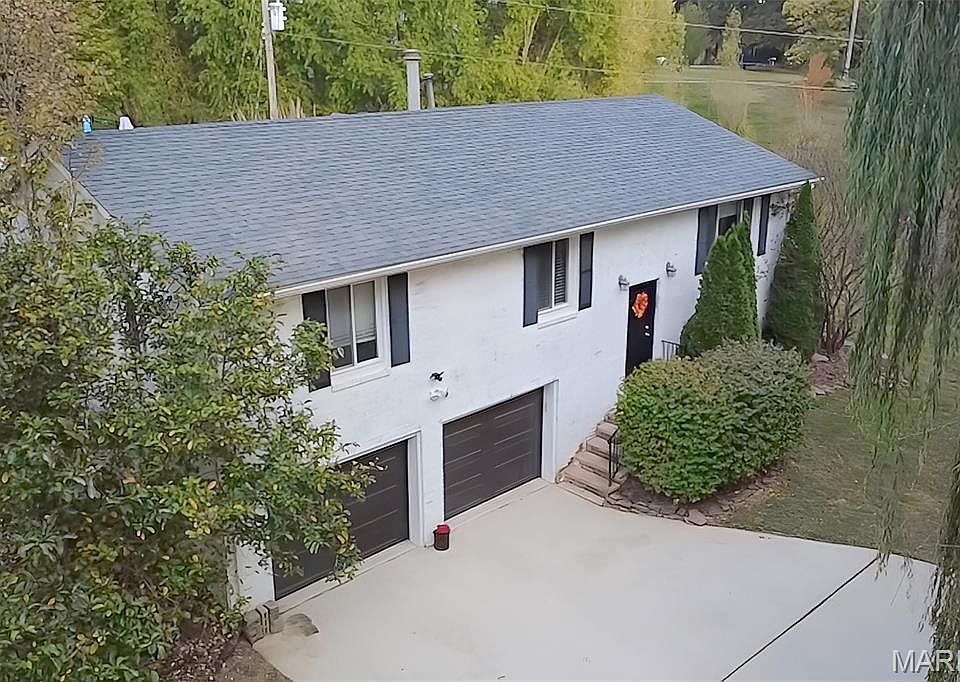 1st image of 319 E Ingle Dr