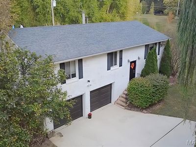 319 E Ingle Dr, Glen Carbon, IL, 62034