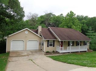 1028 Roseridge Cir, Jefferson City, MO 65101