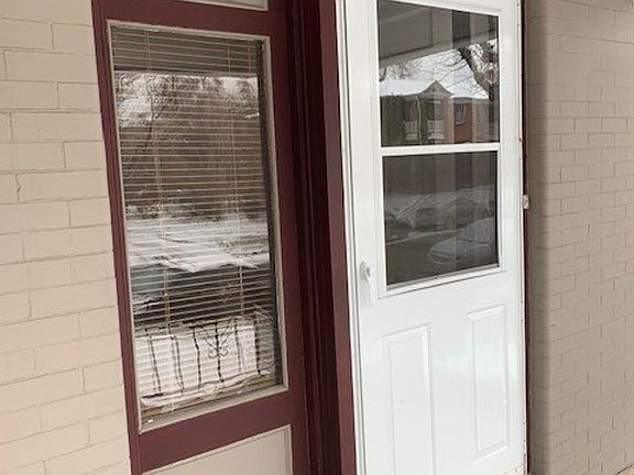 4th image of 1217 E 12th Ave