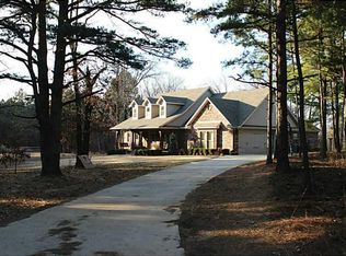 7201 Garrett Trl, Mountainburg, AR 72946