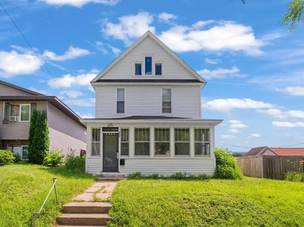 2114 Sheridan Ave N, Minneapolis, MN 55411