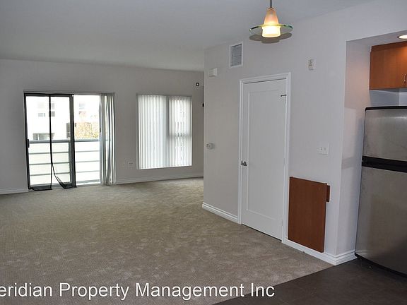 4th image of 550 15th St Unit 203