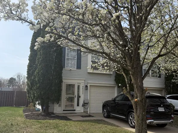 4532 Papillion Ct, Fredericksburg, VA 22408