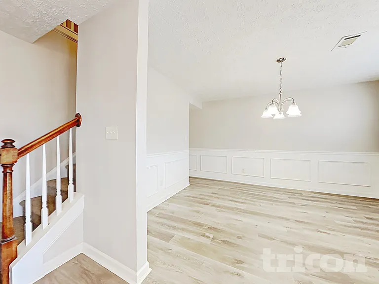 610 Stonecrest Dr — Photo 10