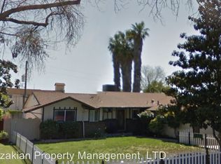 832 E Yorkshire Dr, Stockton, CA 95207