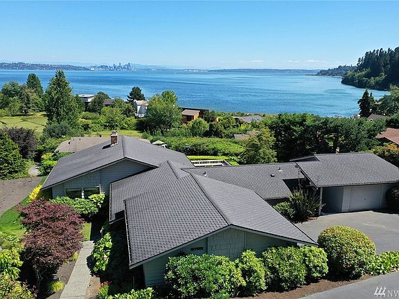 3rd image of 9785 NE Murden Cove Dr
