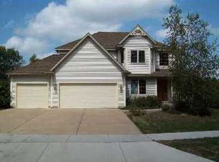 1044 Grover Rd, Eau Claire, WI 54701