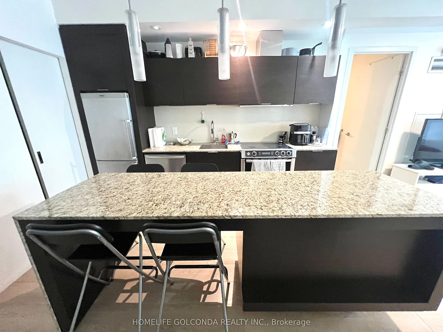 1 bed, $2,399 — Photo 3