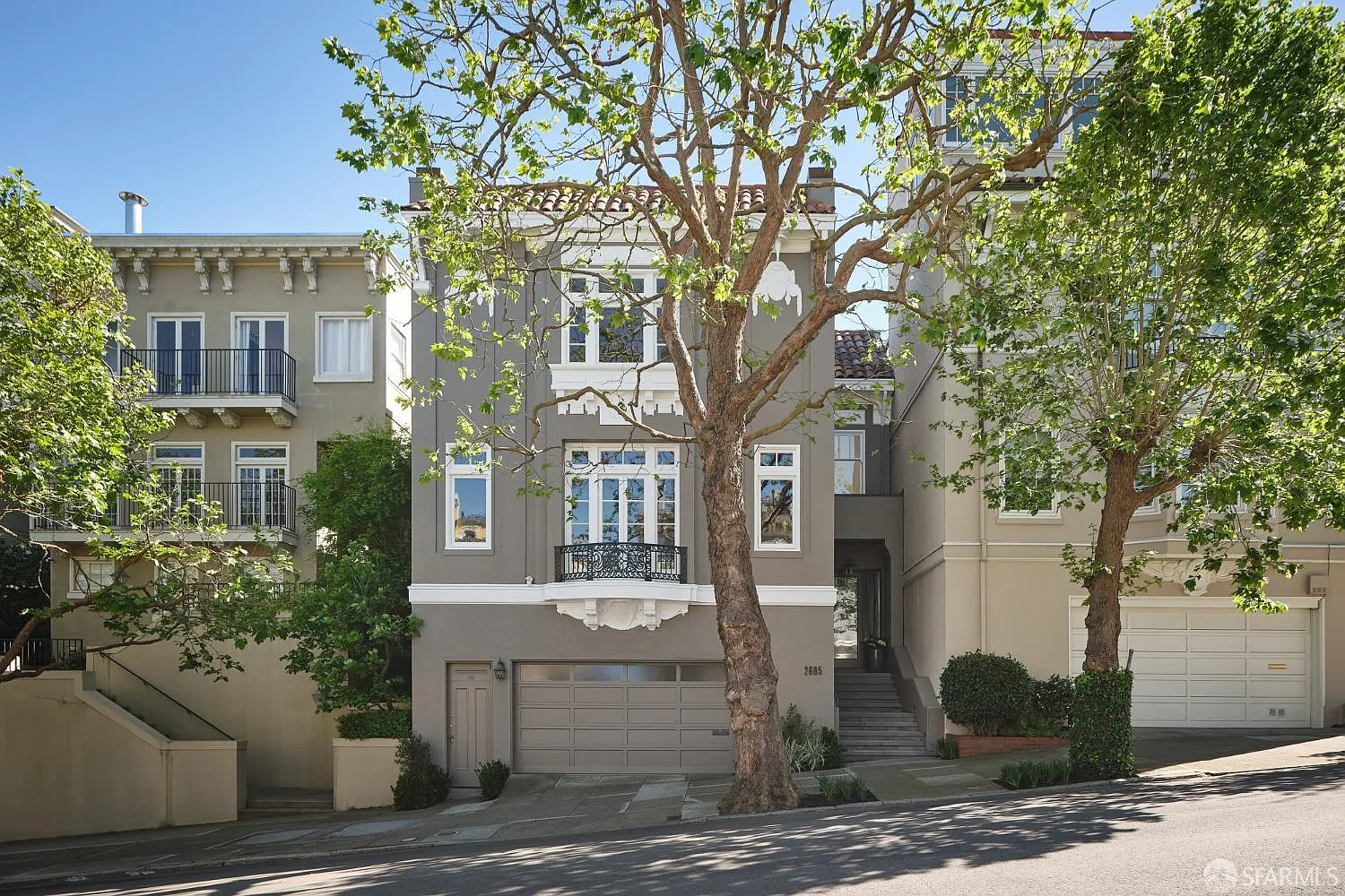 2685 Pacific Ave photo 1