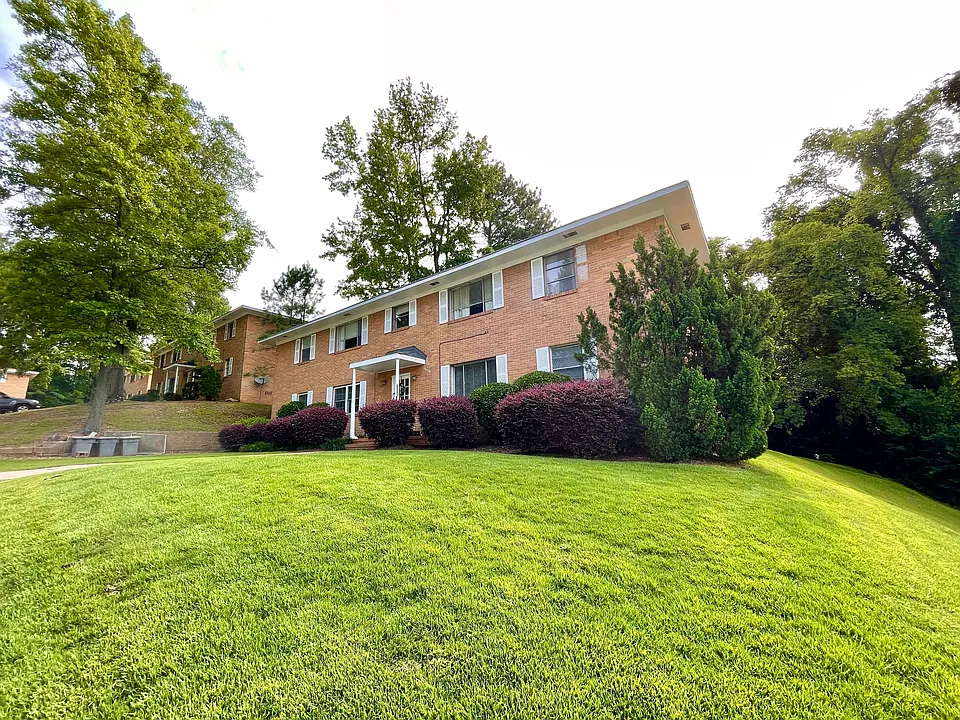 3343 Old Montgomery Hwy #B