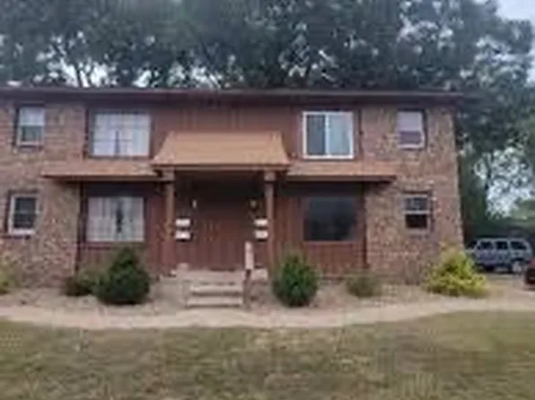 201 E Cleveland St #B1-4-b1, West Frankfort, IL 62896