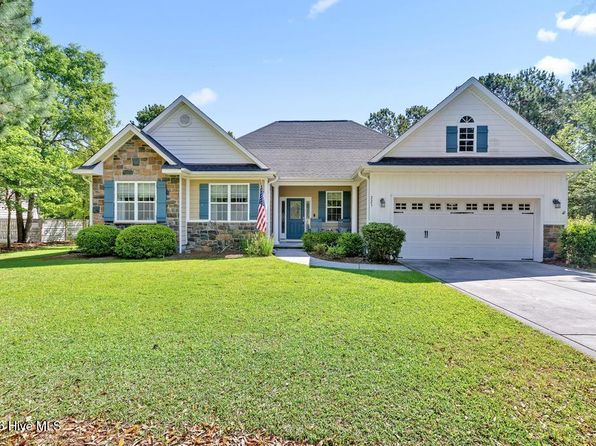 223 Royal Tern Dr