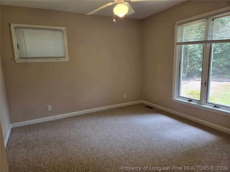 625 Loblolly Dr — Photo 32