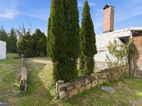 5th image of 4464 N Old Glebe Rd
