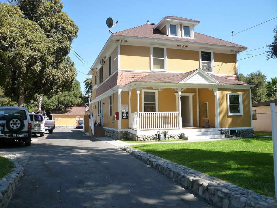 1st image of 1100 N Raymond Ave #1100