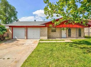 4626 SE Brighton Dr, Lawton, OK 73501