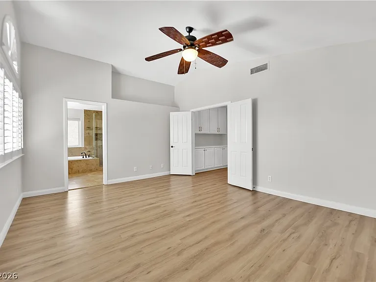 8112 Tropic Isle Cir — Photo 25