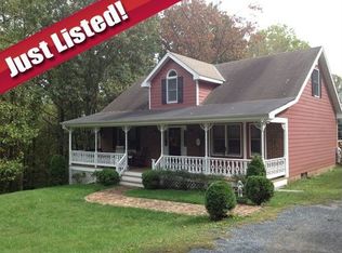 2713 Wolfe Dr, Knoxville, MD 21758