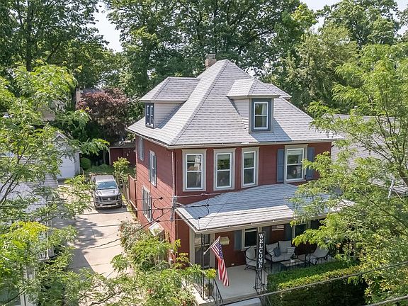 5th image of 218 New Jersey Ave