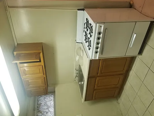 Rented by Paragon Real Estate Corporation | media 14