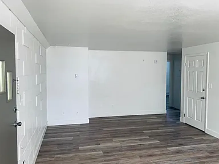 N-41 — Photo 10