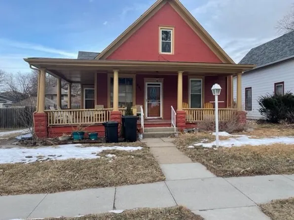 221 Lincoln Ave, Council Bluffs, IA 51503