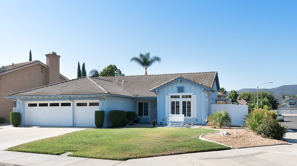 1st image of 42112 Thoroughbred Ln