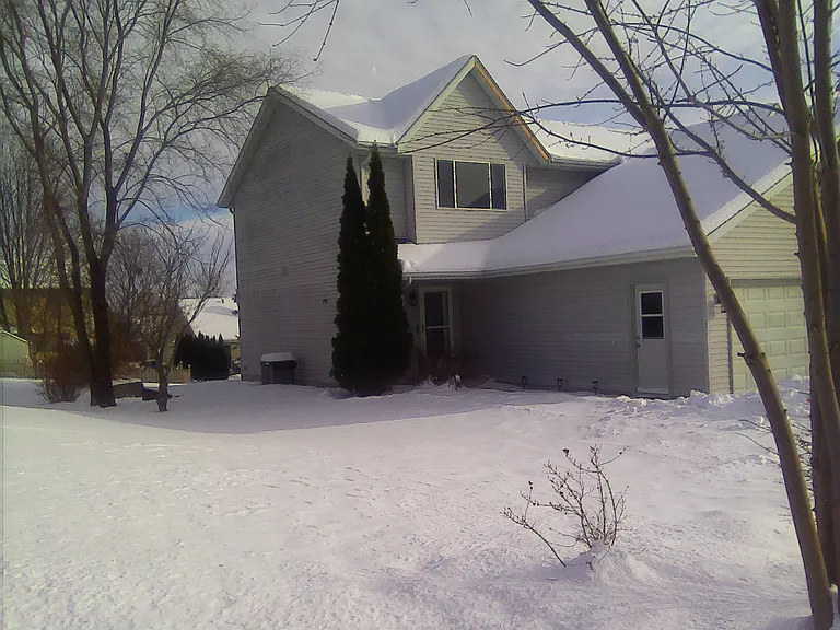 1103 Autumn Dr — Photo 1