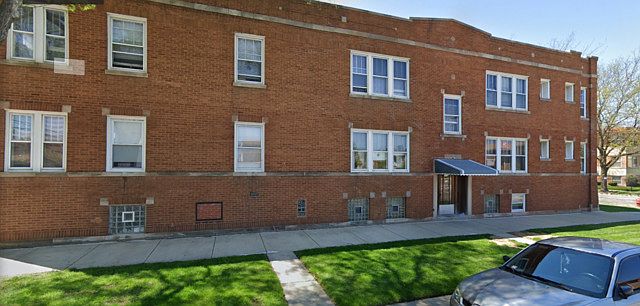 1st image of 3554 N Lockwood Ave #G