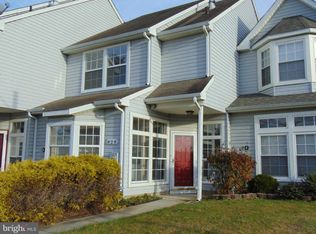 828 Thoreau Ln, Williamstown, NJ 08094