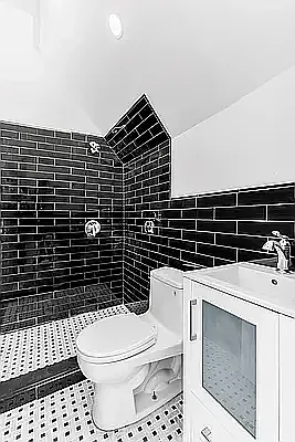 Rented by REAL New York | media 3