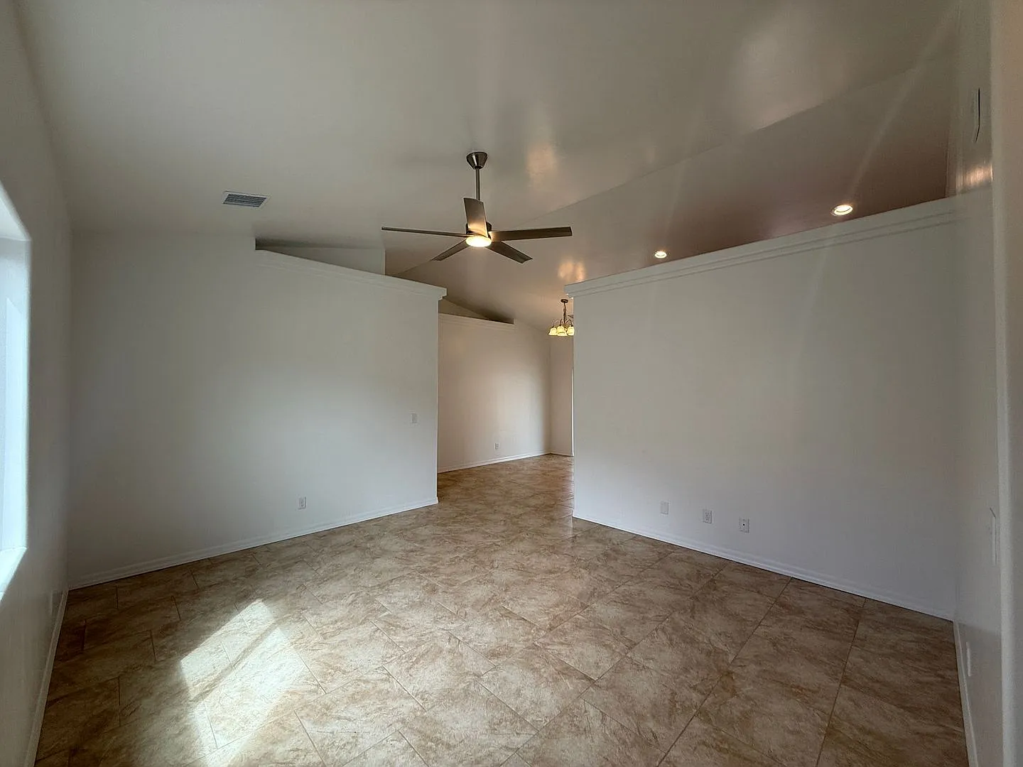 Brand New 3 Bedroom 2 Bath Home — Photo 2