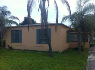 38 6th St, Dania, FL 33004