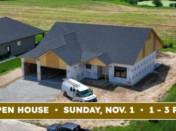 365 Golden Eye Ct, Staunton, IL 62088