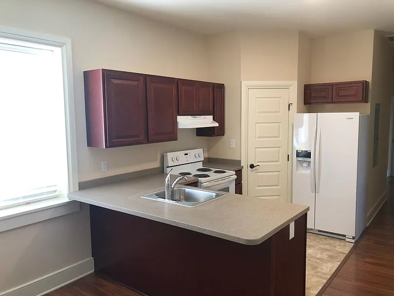 48 N Walnut St #2 — Photo 4
