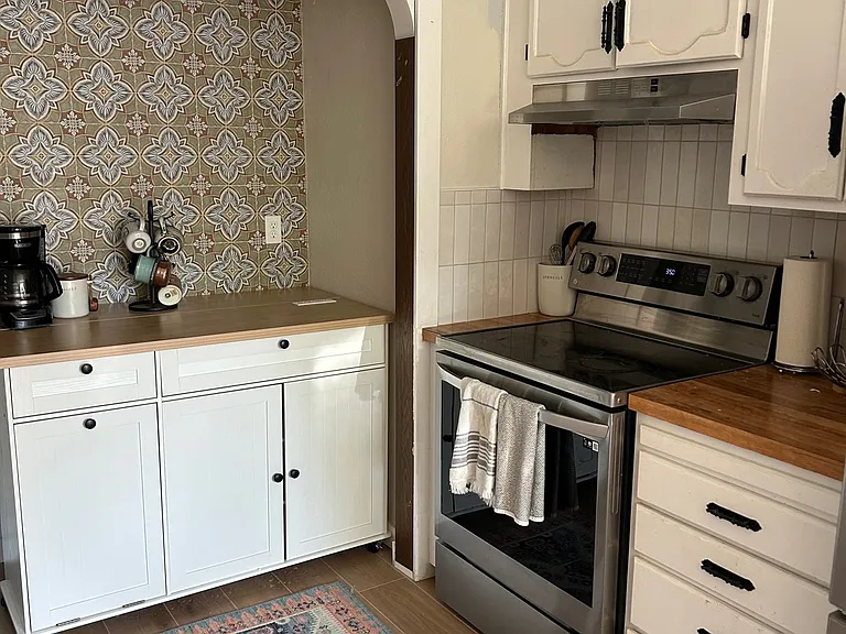 2197 S Euclid Ave — Photo 5