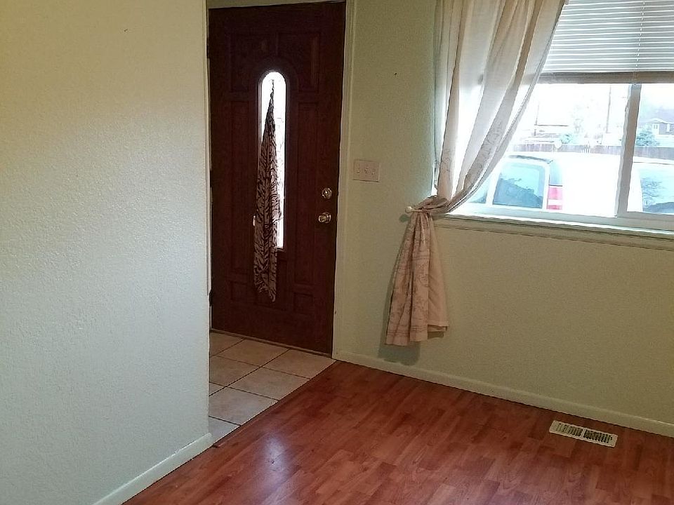 2nd image of 6350 E 63rd Ave