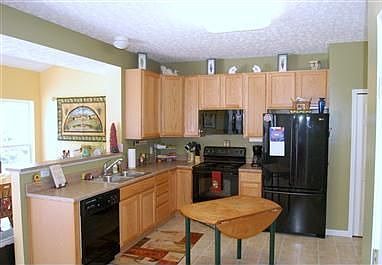 5th image of 3367 Alderglen St NW