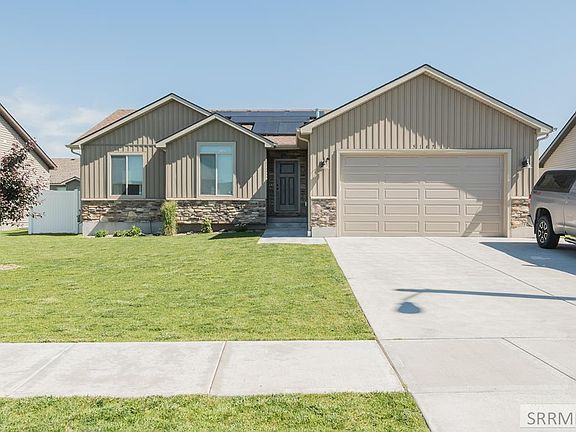 2nd image of 5147 E Nelson Dr