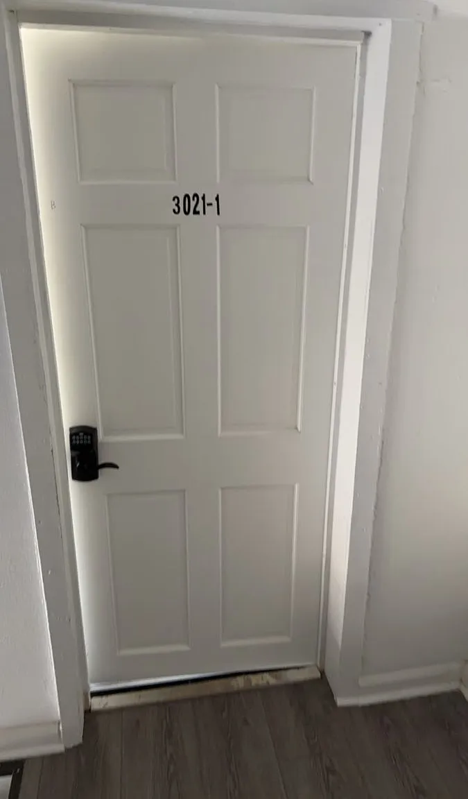 2 bed, $1,195 — Photo 1