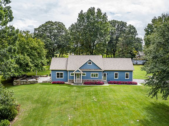 27 Auncient Oak Road