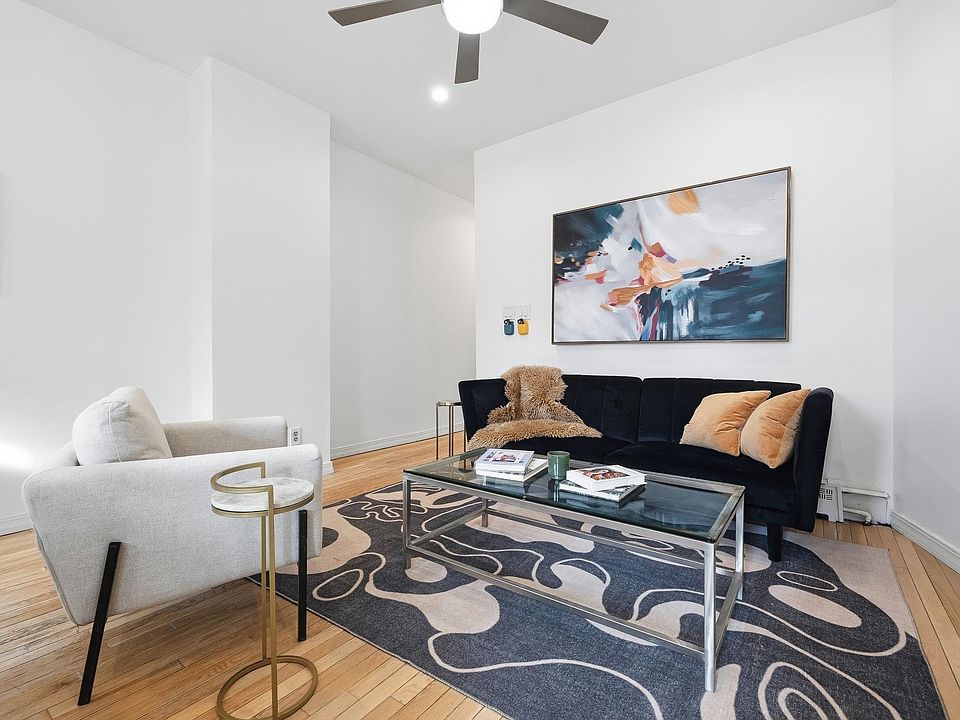 1st image of 201 Pavonia Ave #202