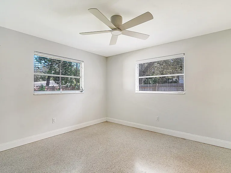 4219 Maceachen Blvd — Photo 12